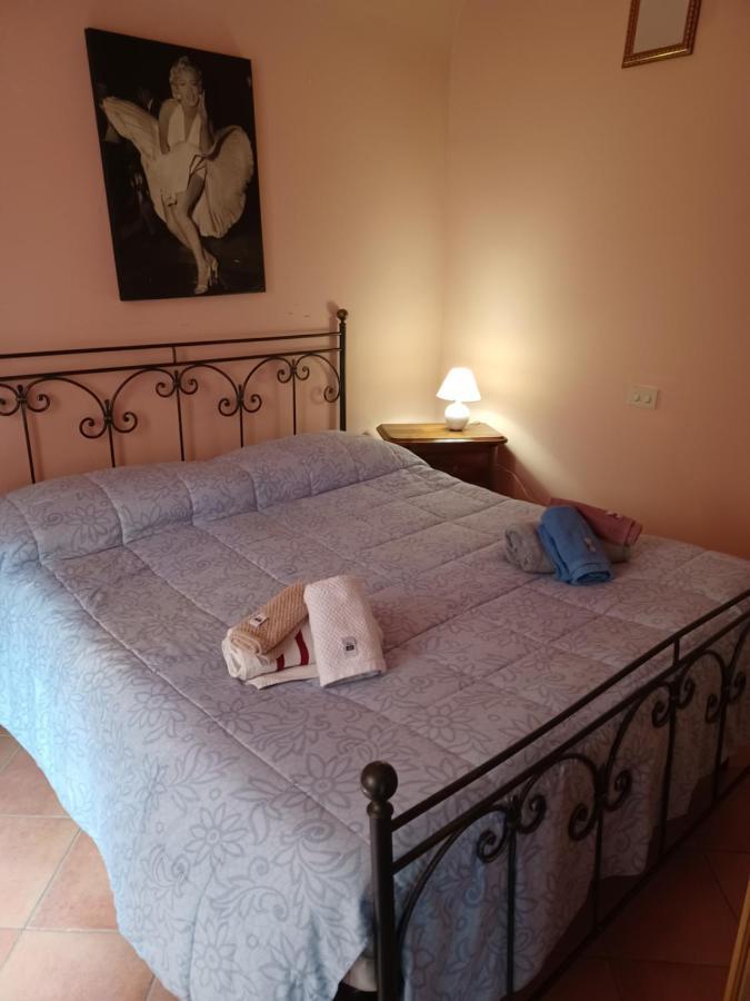 Via Delle Prigioni,17 Apartment Volterra Luaran gambar